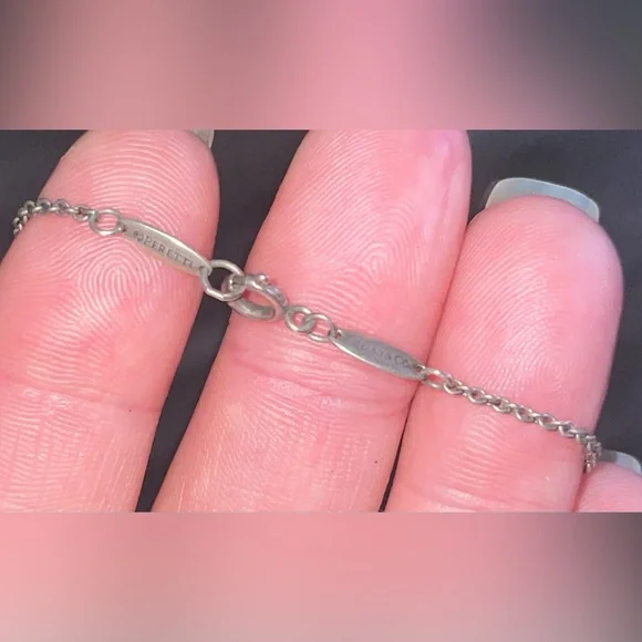 Tiffany & Co. Elsa Peretti Open Infinity Cross, Sterling Silver - Picture 5 of 6